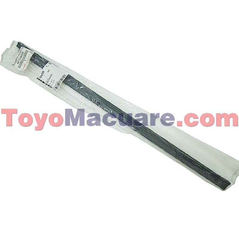 68173-0K020 Cepillo Lamevidrio Derecho Interno Puerta Trasera Toyota Fortuner